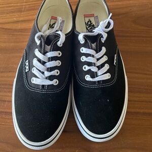 Men’s Vans BRAND NEW